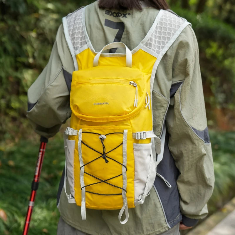 New Lightweight Waterproof Breathable Outdoor Hiking Backpack Trendy Good Looking Travel Daypack for Men and Women